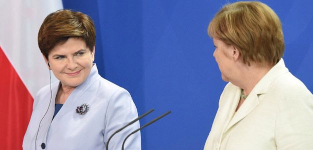 "Za wschodnią granicą Polski toczy się wojna". Beata Szydło podziękowała Angeli Merkel