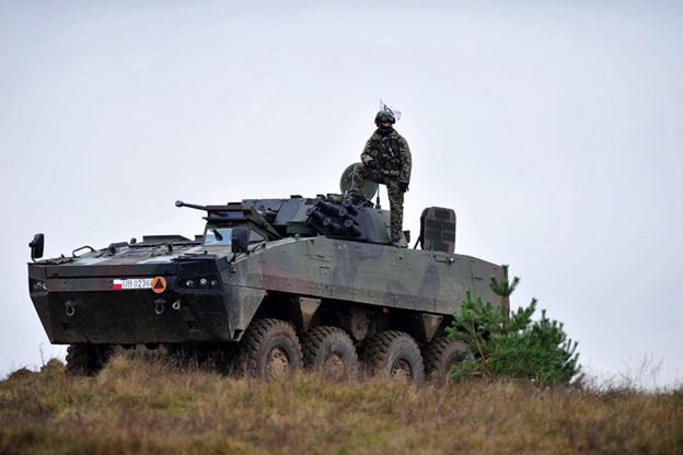 Wzmocnienie wschodniej flanki NATO w krajach bałtyckich. Pierwsze tego typu szkolenie z udziałem polskich żołnierzy
