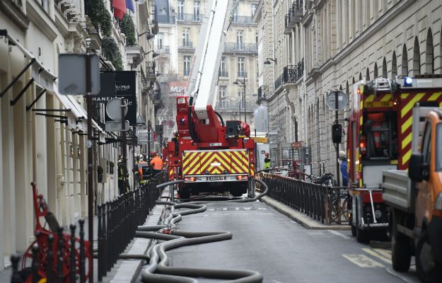 Francja: pożar w słynnym paryskim hotelu Ritz. Nikt nie ucierpiał, są bardzo duże straty materialne