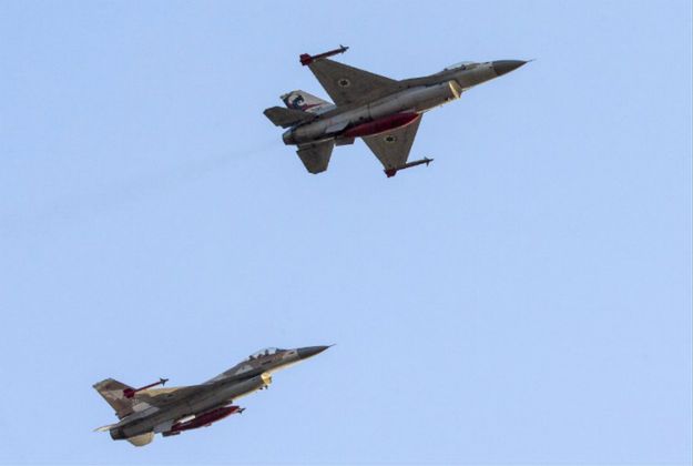 Izraelskie lotnictwo przeprowadziło dwa ataki lotnicze w Strefie Gazy
