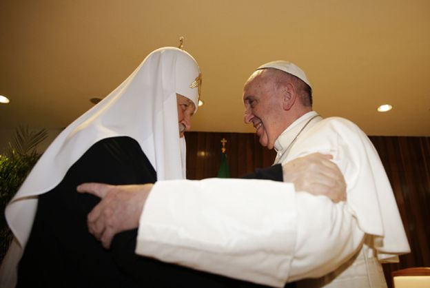 Pierwsze historyczne spotkanie papieża Franciszka i patriarchy Cyryla