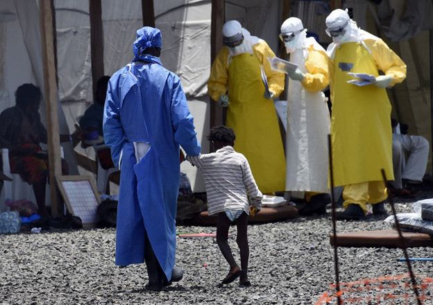 Pokłosie epidemii eboli w Afryce Zachodniej: gwałty, prostytucja i ciąże nastolatek