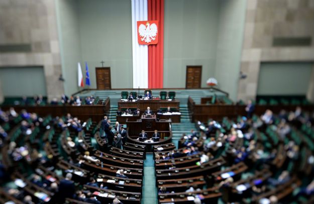 Sejm nie zgodził się na odrzucenie projektu wprowadzającego program "Rodzina 500+"
