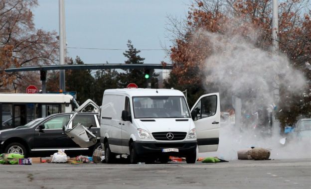 Alarm bombowy na lotnisku w Sofii. Tajemnicza furgonetka na belgijskiej rejestracji