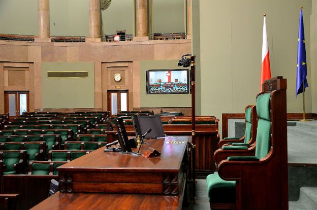 Uchwały o wyborze sędziów TK opublikowane w Monitorze Polskim
