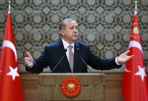 Satyra na prezydenta Recepa Tayyipa Erdogana w niemieckiej telewizji. KE skrytykowała Turcję za przesadną reakcję