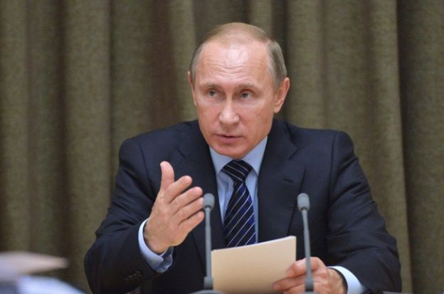 Władimir Putin podpisał dekret o tajnym planie obrony na lata 2016-2020