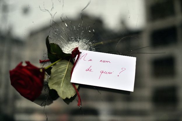 Politycy o kwestii przyjmowania uchodźców w kontekście zamachów w Paryżu
