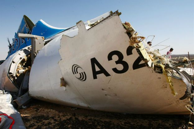 Francuskie media: na nagraniu z "czarnej skrzynki" A321 słychać eksplozję