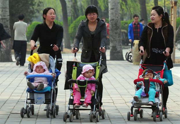Koniec polityki jednego dziecka w Chinach. Państwo Środka budzi się ze snu