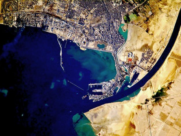 Nowy Kanał Sueski - megaprojekt Egiptu na poprawę samopoczucia