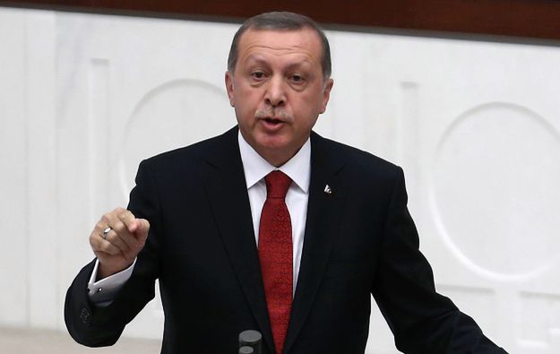 Prezydent Turcji skrytykował Iran, Rosję i USA za obecność w Syrii. "Jakie mają interesy?"