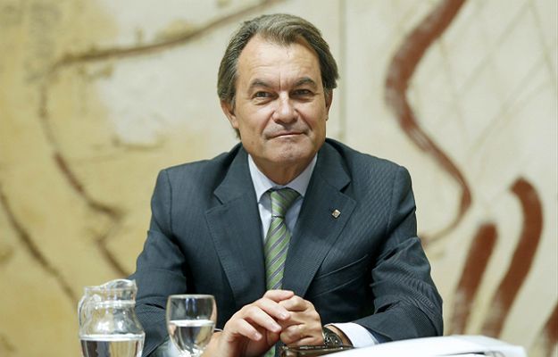 Referendum niepodległościowe Katalonii. Artur Mas oskarżony o "nieposłuszeństwo obywatelskie"