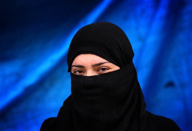 Koszmar kobiet porwanych przez Państwo Islamskie nie kończy się nawet, gdy uciekną z niewoli