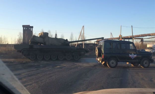 Najnowszy rosyjski czołg odmówił posłuszeństwa podczas prób do parady