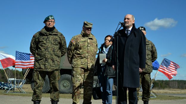 Minister obrony Antoni Macierewicz w Drawsku Pomorskim