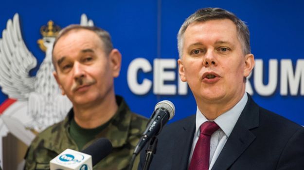 Wicepremier i minister obrony narodowej Tomasz Siemoniak oraz szef Sztabu Generalnego WP generał Mieczysław Gocuł