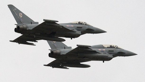 Myśliwce Typhoon FGR4 należące do brytyjskich sił powietrznych