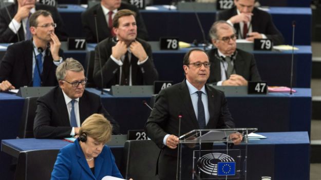 Prezydent Francji Francois Hollande podczas wystąpienia w Strasburgu