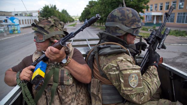 Ukraińskie siły w miasteczku Marjinka