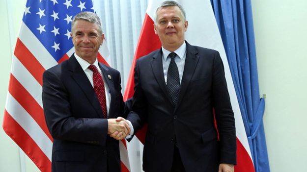 Szef MON Tomasz Siemoniak i przebywający z wizytą w Polsce przewodniczący Komisji Kongresu ds. Służb Zbrojnych USA, Rob Wittman