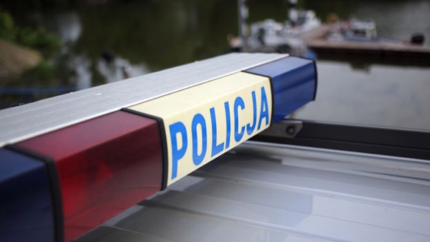 Tonącego mężczyznę uratowali funkcjonariusze z komisariatu rzecznego