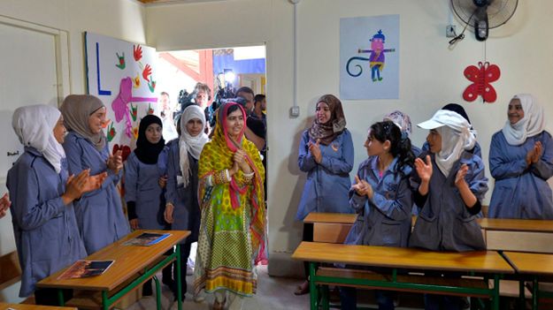 Malala Yousafzai w nowo otwartej szkole dla dziewcząt, które musiały uciekać z Syrii