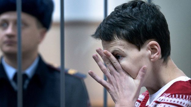 34-letnia Nadia Sawczenko oskarżona jest o współudział w zabójstwie dwóch rosyjskich dziennikarzy