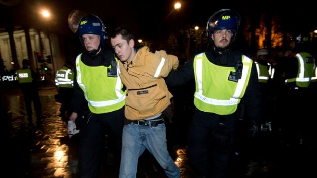 Protestujący starli się z policją przed pałacem Buckingham