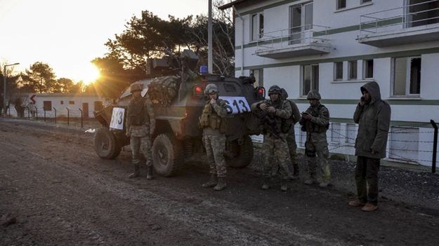 Turecki patrol na granicy z Syrią.