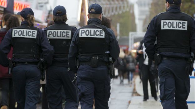 Policja na ulicach Paryża