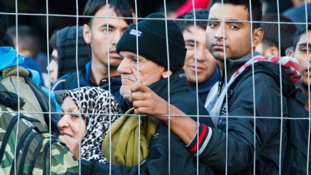 W ciągu pierwszych dziesięciu miesięcy tego na Morzu Śródziemnym zginęło 3329 imigrantów