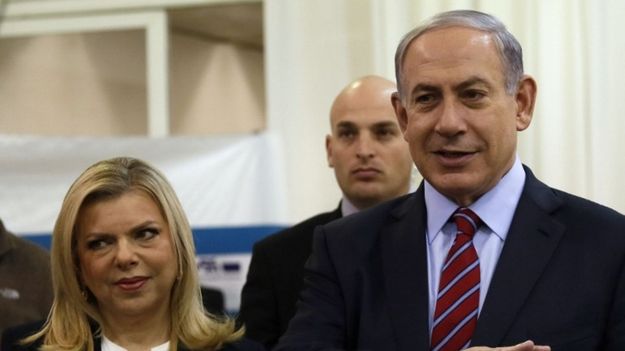 Sara Netanjahu z mężem premierem Izraela Benjaminem Netanjahu