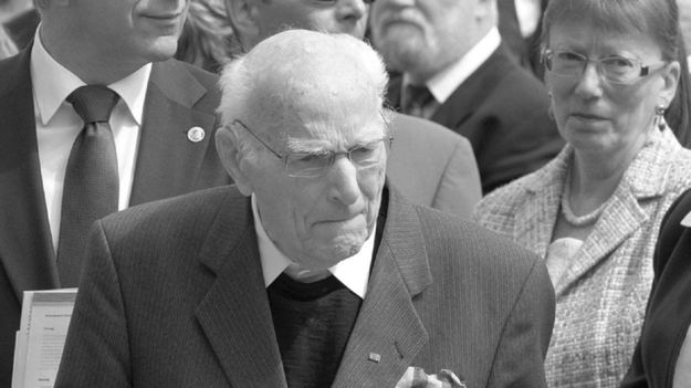 Prałat Hermann Scheipers w 2011 r.