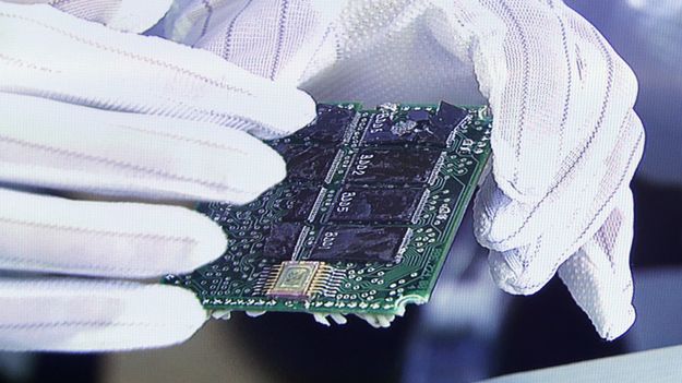 Fragment czarnej skrzynki Su-24