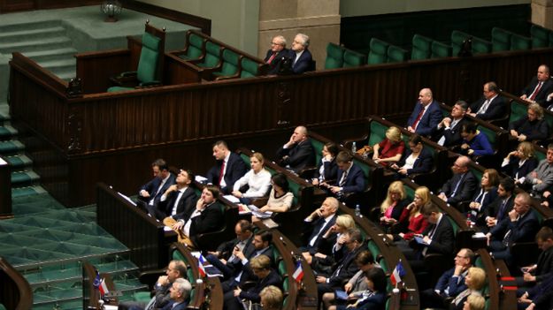 Debata nad uchwałą PiS o unieważnieniu wyboru sędziów Trybunału Konstytucyjnego