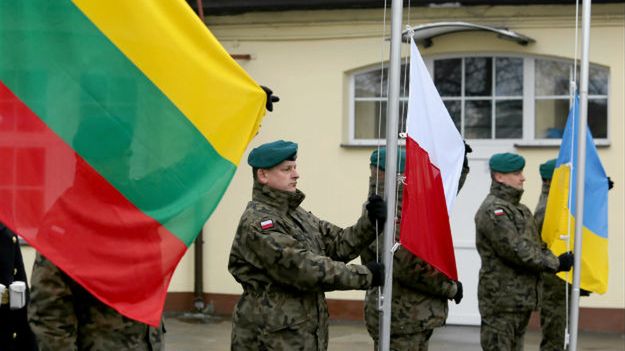 Brygada LITPOLUKRBRIG w czasie wizyty ministrów obrony, 25.01.2016 Lublin