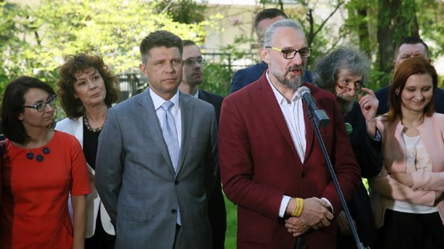 Konferencja lidera KOD Mateusza Kijowskiego