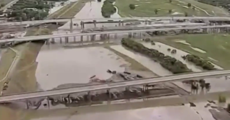 Gwałtowne deszcze i powodzie w Houston