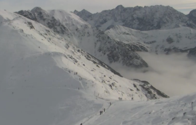 Śnieg na Podhalu - pierwsi narciarze i problemy z elektrycznością