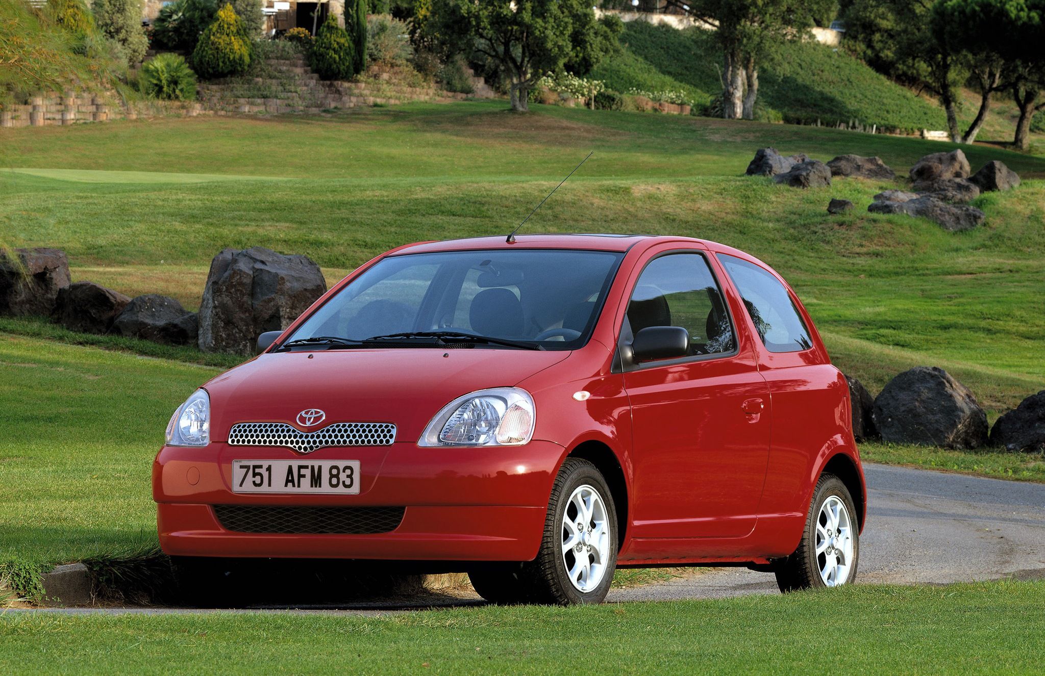 Jeśli do pracy dojeżdżasz wyłącznie po mieście i musisz robić to samochodem, Toyota Yaris jest najlepszym wyborem.