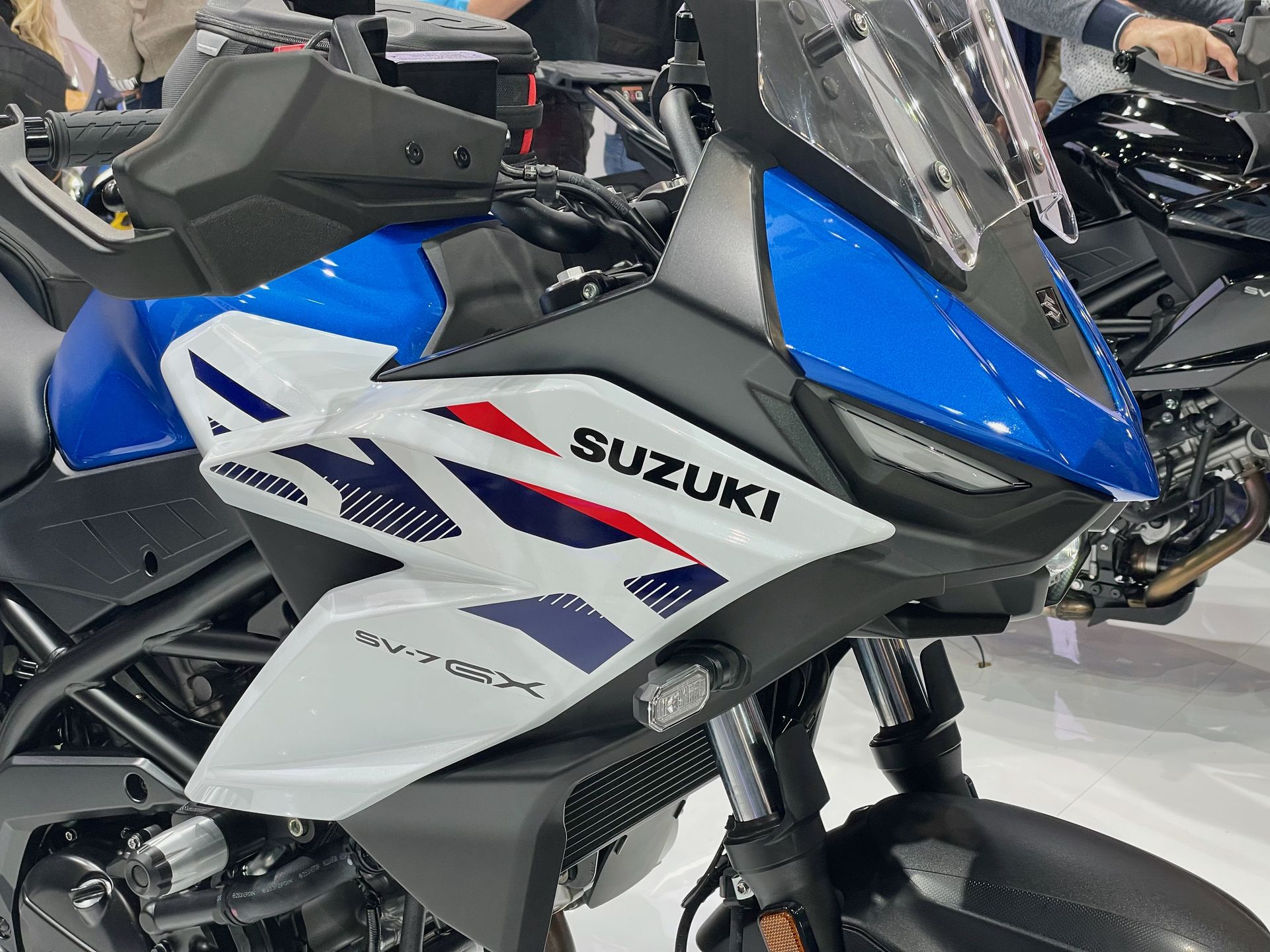 Suzuki SV-7GX