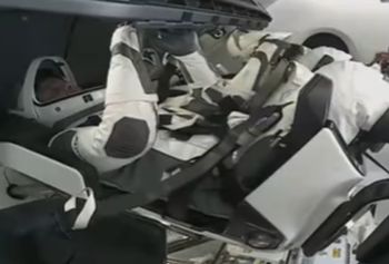 Właz kapsuły Dragon Grace zamknięty. Astronauci wracają na Ziemię