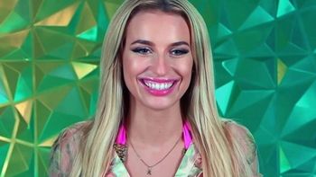 Wiktoria z "Hotelu Paradise" wygląda dziś jak INNA OSOBA. Wyprowadziła się z Polski, a ostatnio nadawała z... Rosji (ZDJĘCIA)