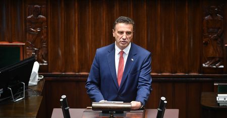 PiS zawalił sędziów pokoju? Sachajko mówi o winie innych partii
