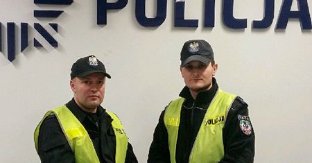 Bohaterscy policjanci z Gorzowa Wielkopolskiego. Uratowali blok przed pożarem