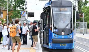 Як українські біженці зможуть користуватися громадським транспортом у Вроцлаві з 1 липня