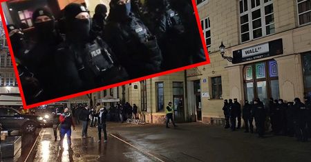 Policja zablokowała wejście do klubów. Gorąco we Wrocławiu