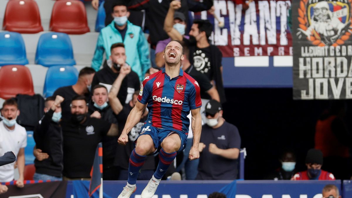 PAP / Juan Carlos Cardenas  / Na zdjęciu: Roberto Soldado