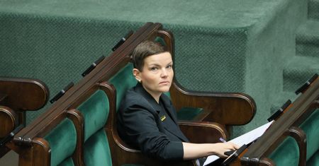 Rząd chce dopłacać artystom do ZUS. "To nie wsparcie celebrytów"